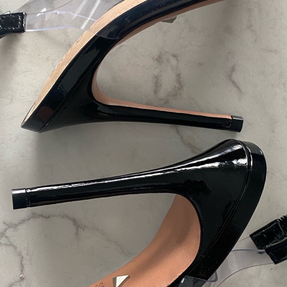 Schutz Heels size 7 - Picture 9 of 12